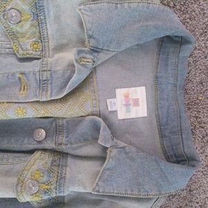 Like new lularoe embroidered xl Jaxson jean jacket